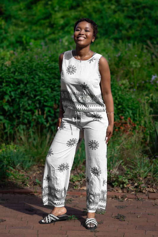 Sleeveless Two-Piece with Pants